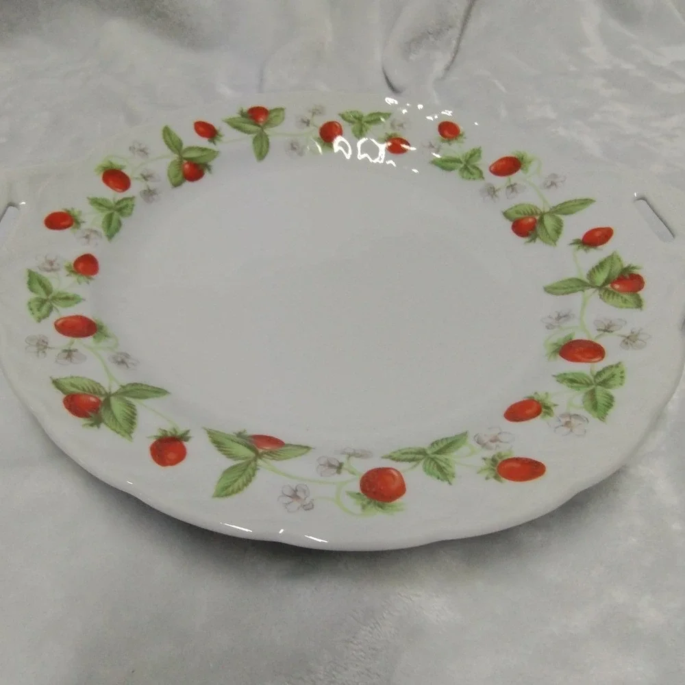 Bernardaud Limoges Fraises Strawberry Handled Cake Plate‎ French Porcelain